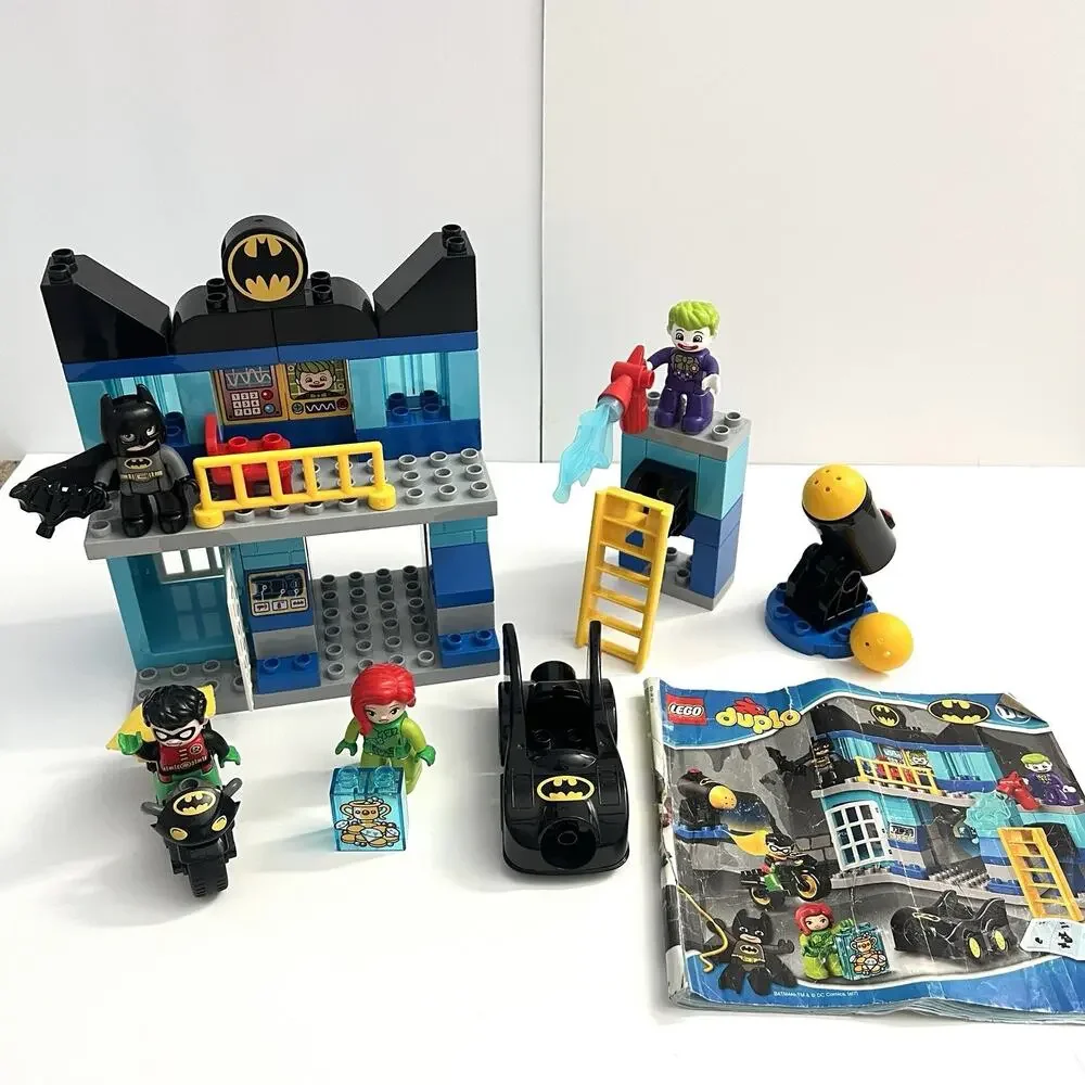 Lego Duplo 10842 Batcave Challenge Batman Complete Building Set w/ Box Manual